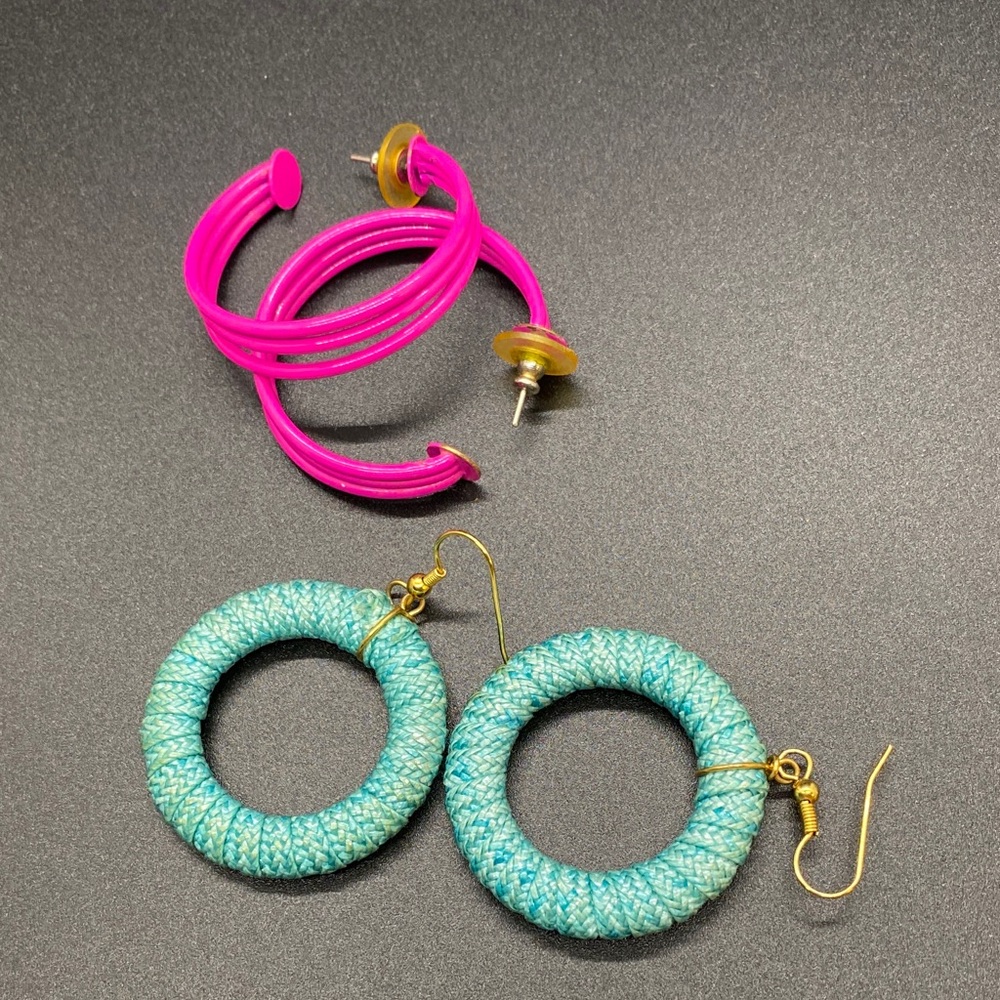 Assorted Vintage Colorful Women's Earrings 20 pairs - Picture 9 of 10